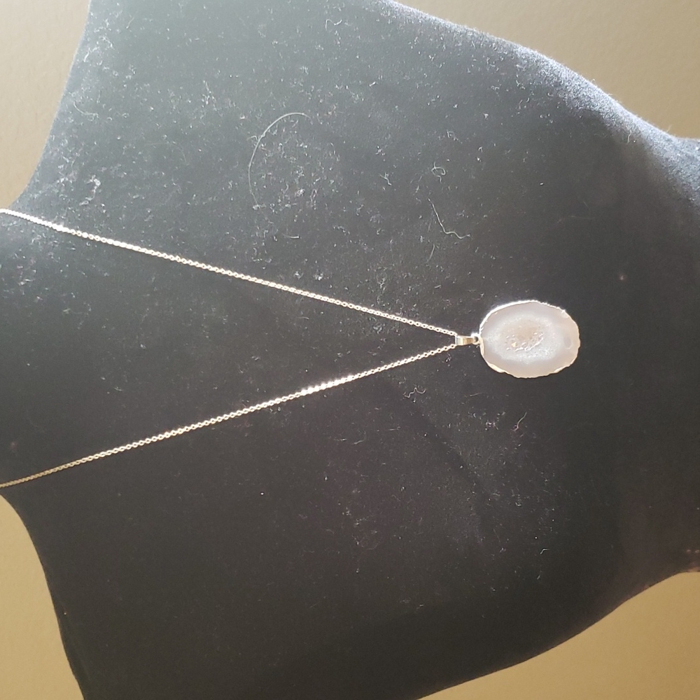 Geode Necklace - Picture 2 of 2
